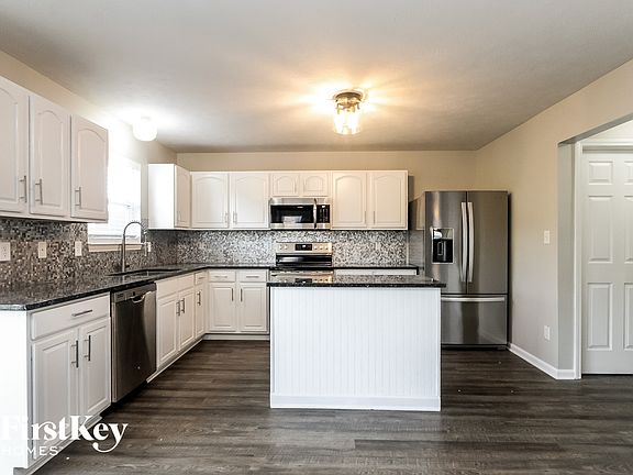 5th image of 5671 W Woodview Trl
