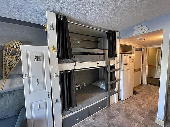 3rd image of 862 Silver Creek Ln #2208