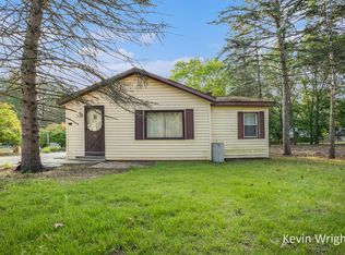 4046 Buck St, Muskegon, MI 49444