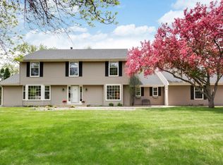3015 Holly Ln N, Plymouth, MN 55447