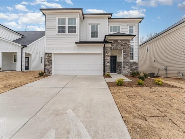 5908 Crossview Dr, Kernersville, NC 27284