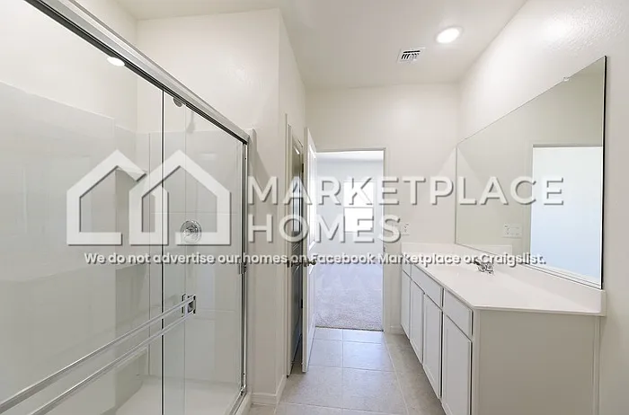 4924 N 192nd Ln — Photo 16