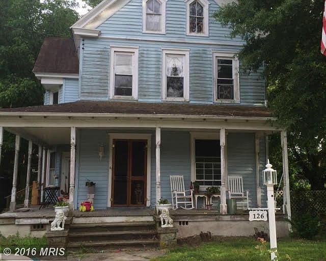 1st image of 126 Bloomingdale Ave