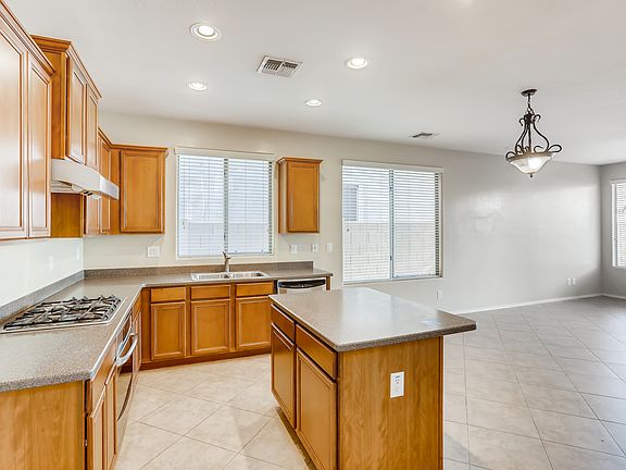 5th image of 1652 W Satinwood Dr