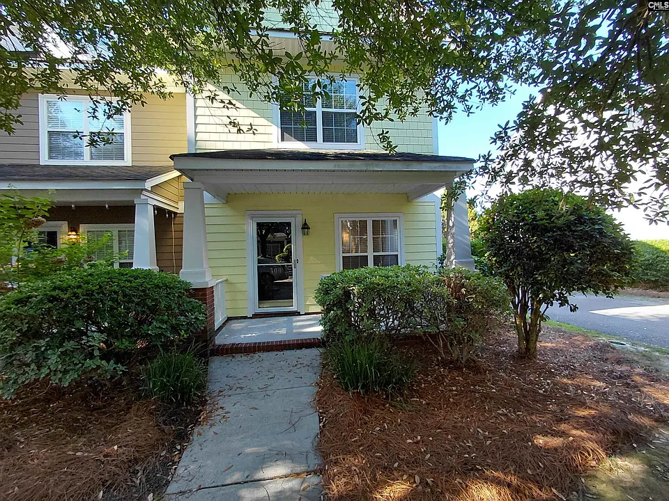 300 Hampton Forest Dr