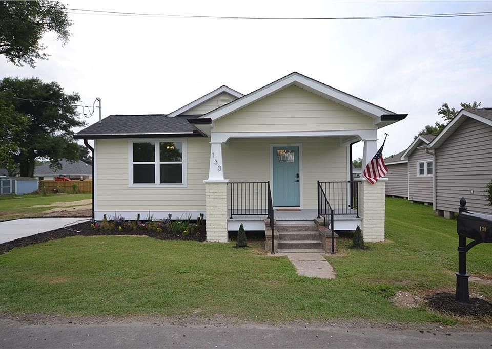 1st image of 130 Gourgues St