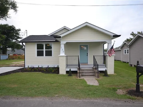 130 Gourgues St, Hahnville, LA 70057