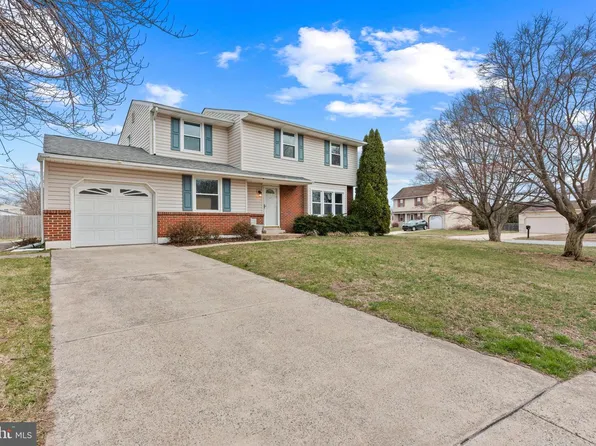 2701 Taney Ln, Wilmington, DE 19810