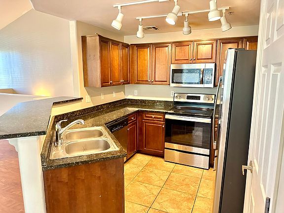 5th image of 1920 E Bell Rd Unit 1043