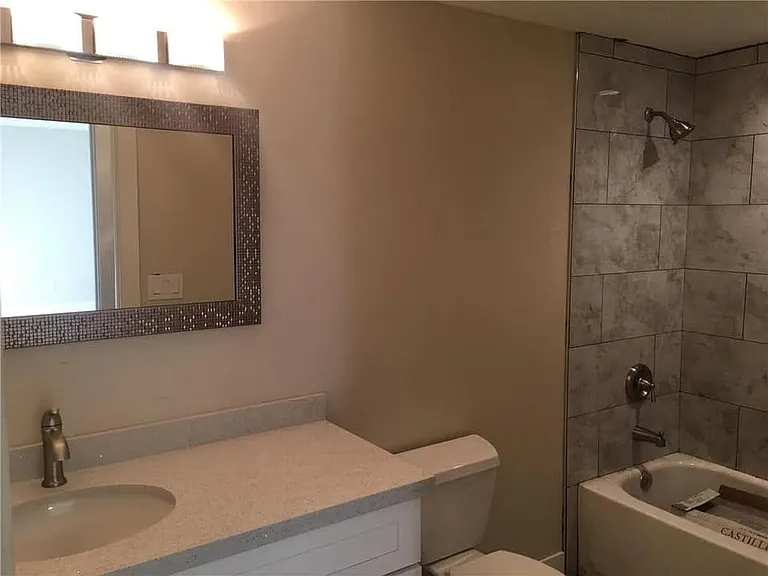 11051 S Hampton Way — Photo 7