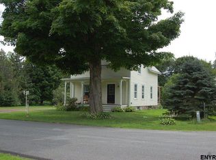 5 Cemetery Ave, Cambridge, NY 12816