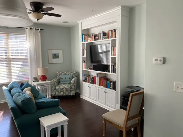 12 Saint Elias Dr, Durham, NC 27705