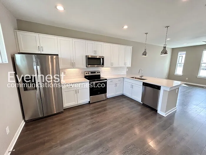 207 Jeffries Way — Photo 5