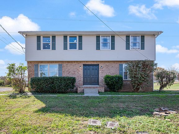 4th image of 609 McPherson Ct S