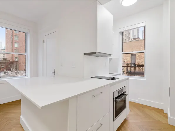 220 West 24th Street image 1 of 6