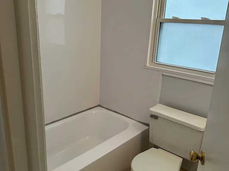 761 Adams St — Photo 26