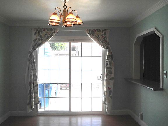 5th image of 2531 Hazelwood Way