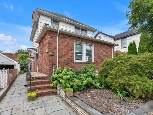 73 Liberty Avenue, Mineola, NY 11501