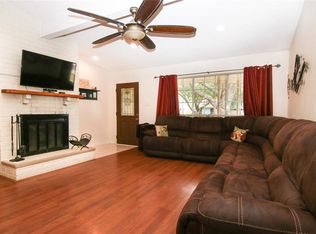 5909 Heather St, League City, TX 77573