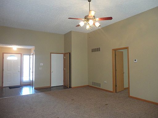 3rd image of 2887 Southfield Village Dr