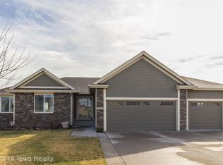 1313 Crimson St, West Des Moines, IA 50266