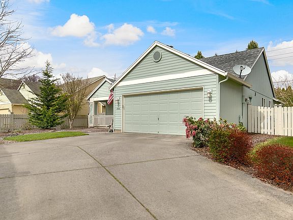 2nd image of 1504 SE 186th Ct