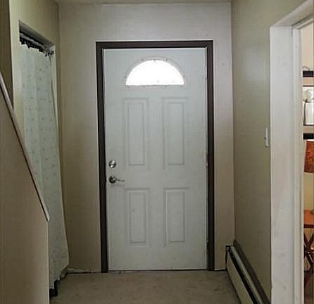 3rd image of 1588 Edgebrook Ave