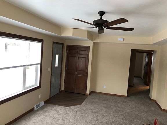 3rd image of 221 E 1st St #1