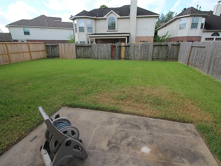 16531 Sperry Gardens Dr — Photo 30