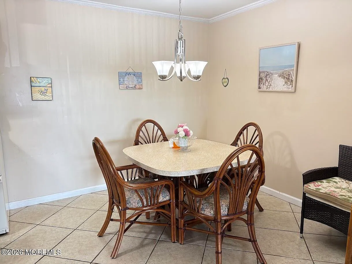 1 bed, 864 sqft, $2,000 — Photo 4