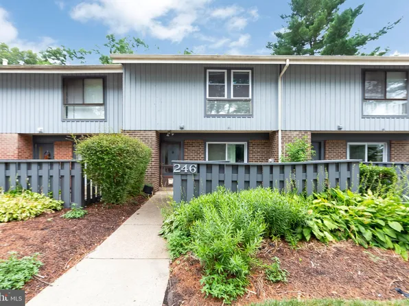 246 Echelon Rd, Voorhees, NJ 08043