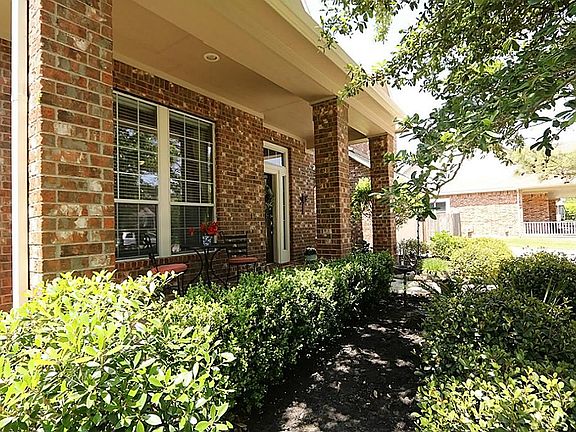 4th image of 17307 Village Breeze Dr