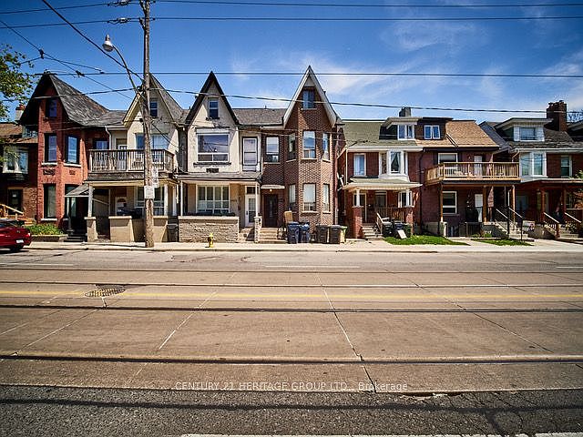 1st image of 1007 Bathurst St #3