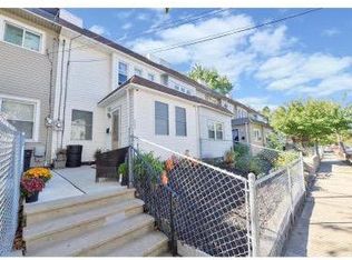 305 Morse St, Camden, NJ 08105