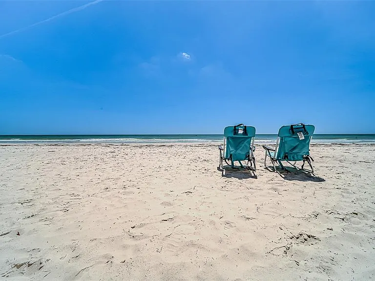 16550 Gulf Blvd #643 — Photo 57
