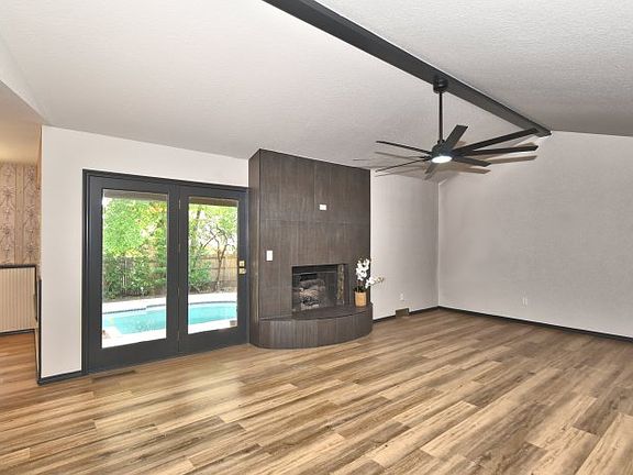 3rd image of 5211 S 32nd West Pl