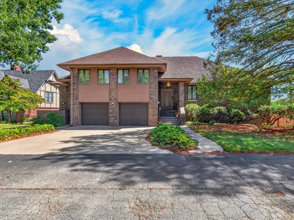 1420 Apple Alley St, Bartlesville, OK 74003