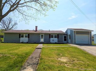 204 Randolph Dr, Bangor, ME 04401