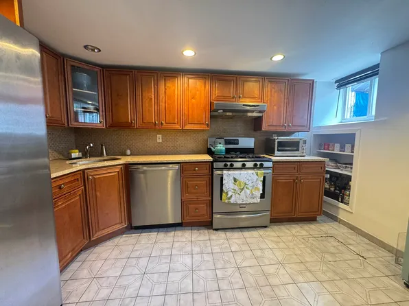 21-39 36th Street image 1 of 9