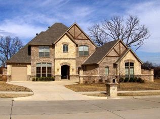 906 Canvasback Ct, Euless, TX 76039