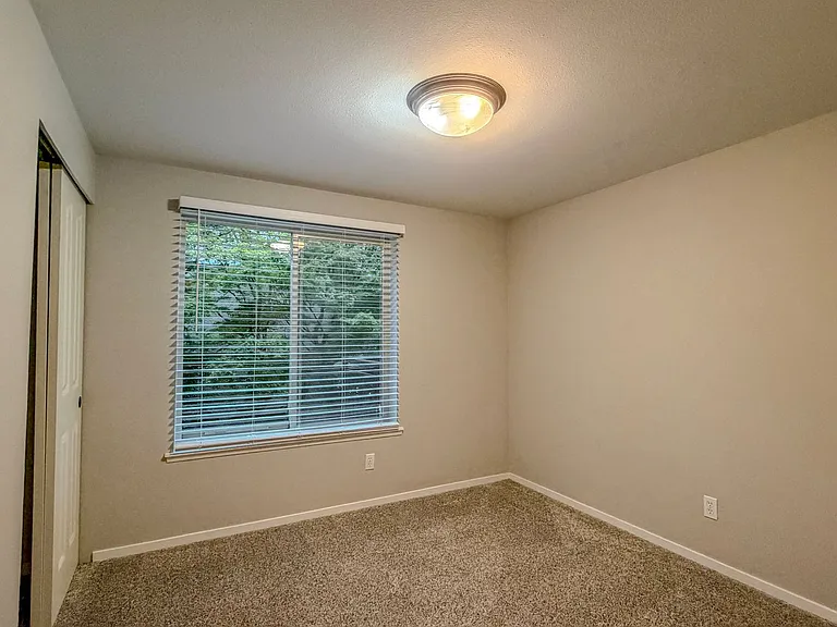 566 Prospect St #303 — Photo 13