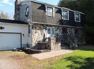 3028 Roger Stevens Dr, Ottawa, ON K0A2T0
