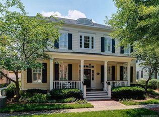 3528 Blackhorse Ln, Charlotte, NC 28210