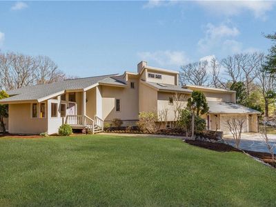155 Candlewood Dr, North Kingstown, RI, 02852