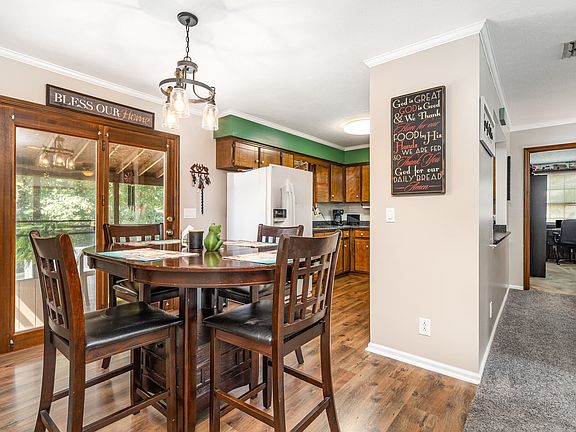 5th image of 8049 New Chapel Rd