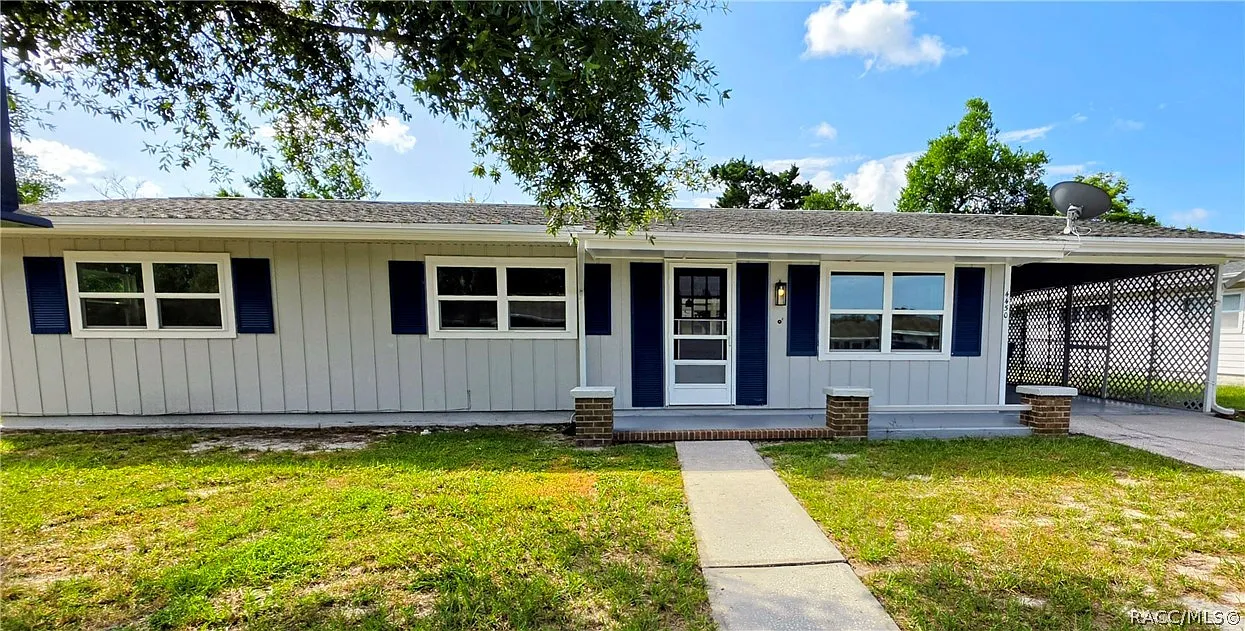 3 bed, 2.0 bath, 1104 sqft, $1,600 — Photo 1