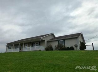 2856 Robinson Berry Rd, Berry, KY 41003