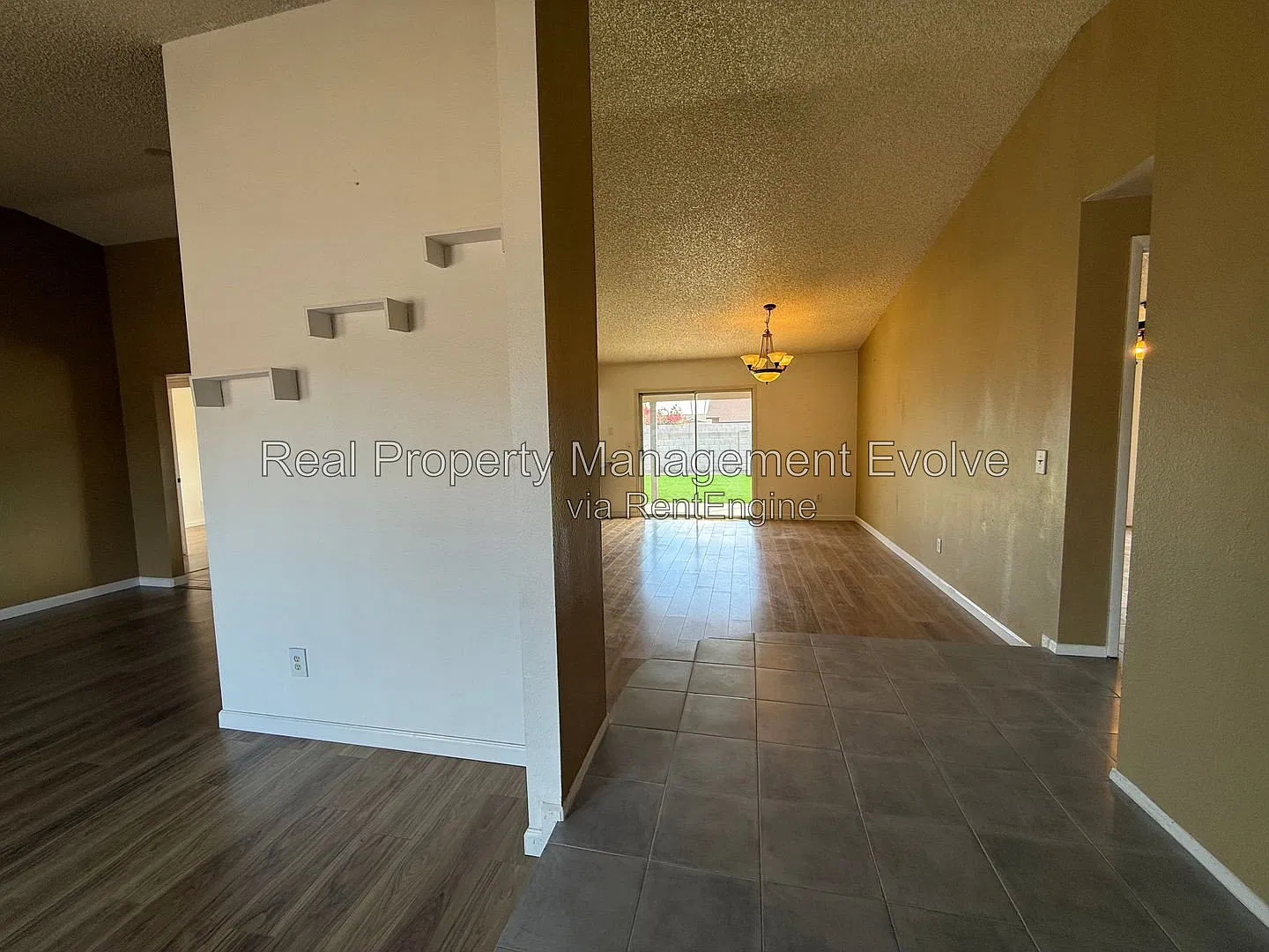 3 bed, 2.0 bath, 1616 sqft, $2,250 — Photo 4