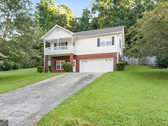 2nd image of 35 Clara Bell Dr