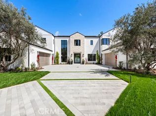 18 Pinehurst Ln, Newport Beach, CA 92660